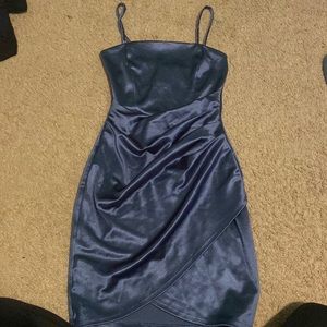 Worn once, looks like just bought, very cute for male dress